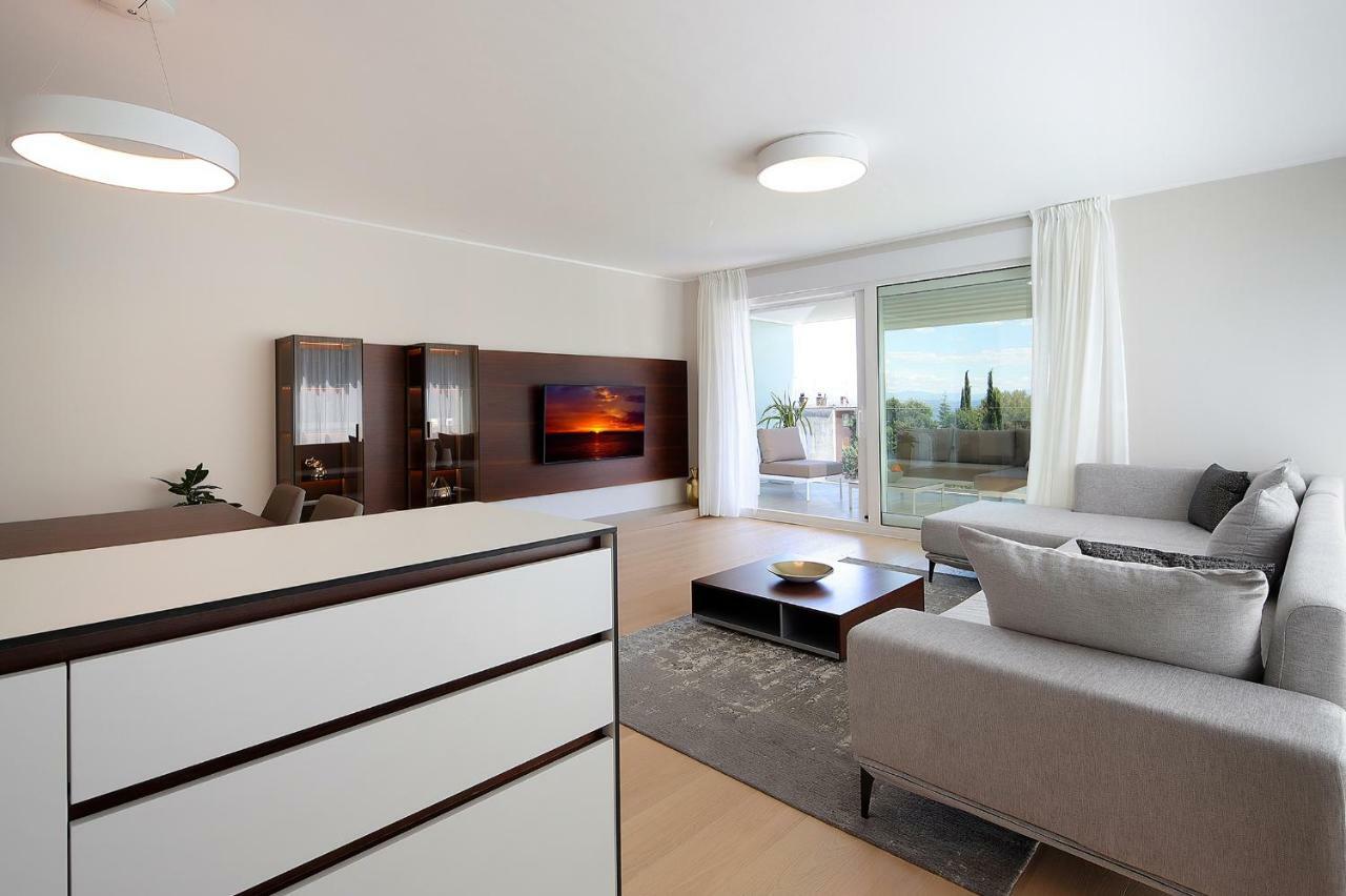 Stylish Apartment 100 M From The Beach Опатия Екстериор снимка