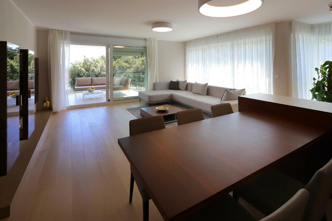Stylish Apartment 100 M From The Beach Опатия Екстериор снимка