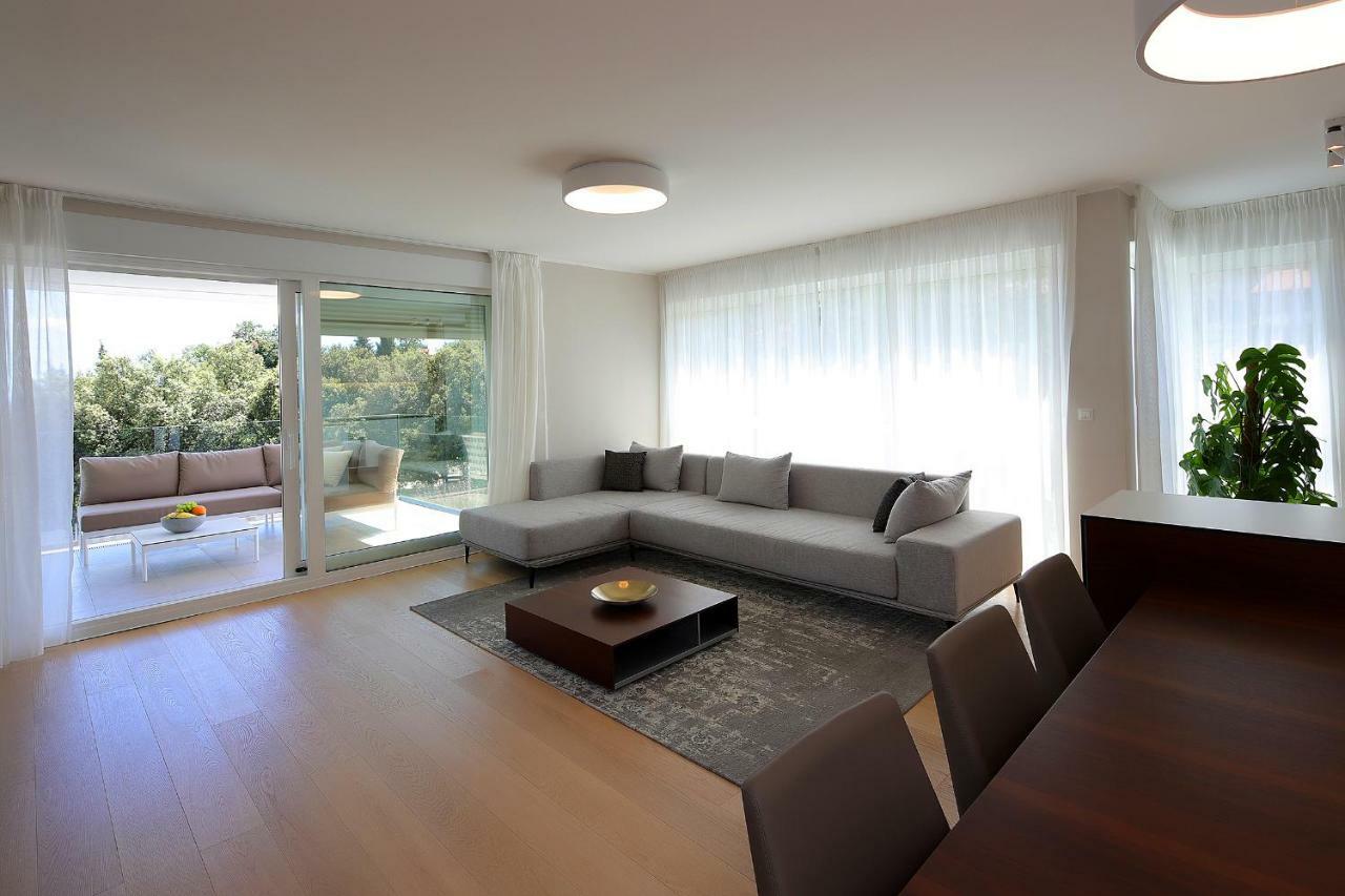 Stylish Apartment 100 M From The Beach Опатия Екстериор снимка