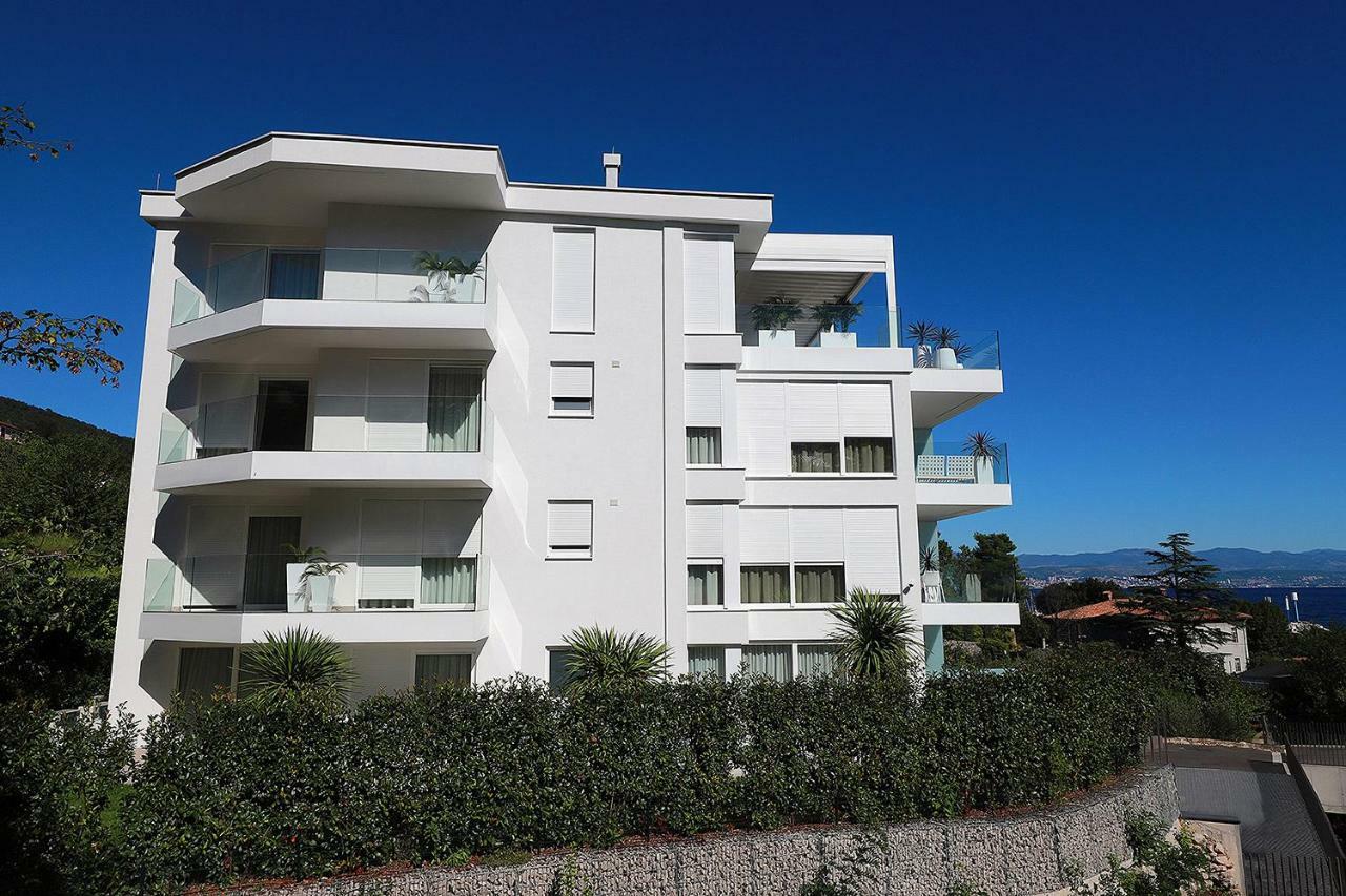 Stylish Apartment 100 M From The Beach Опатия Екстериор снимка