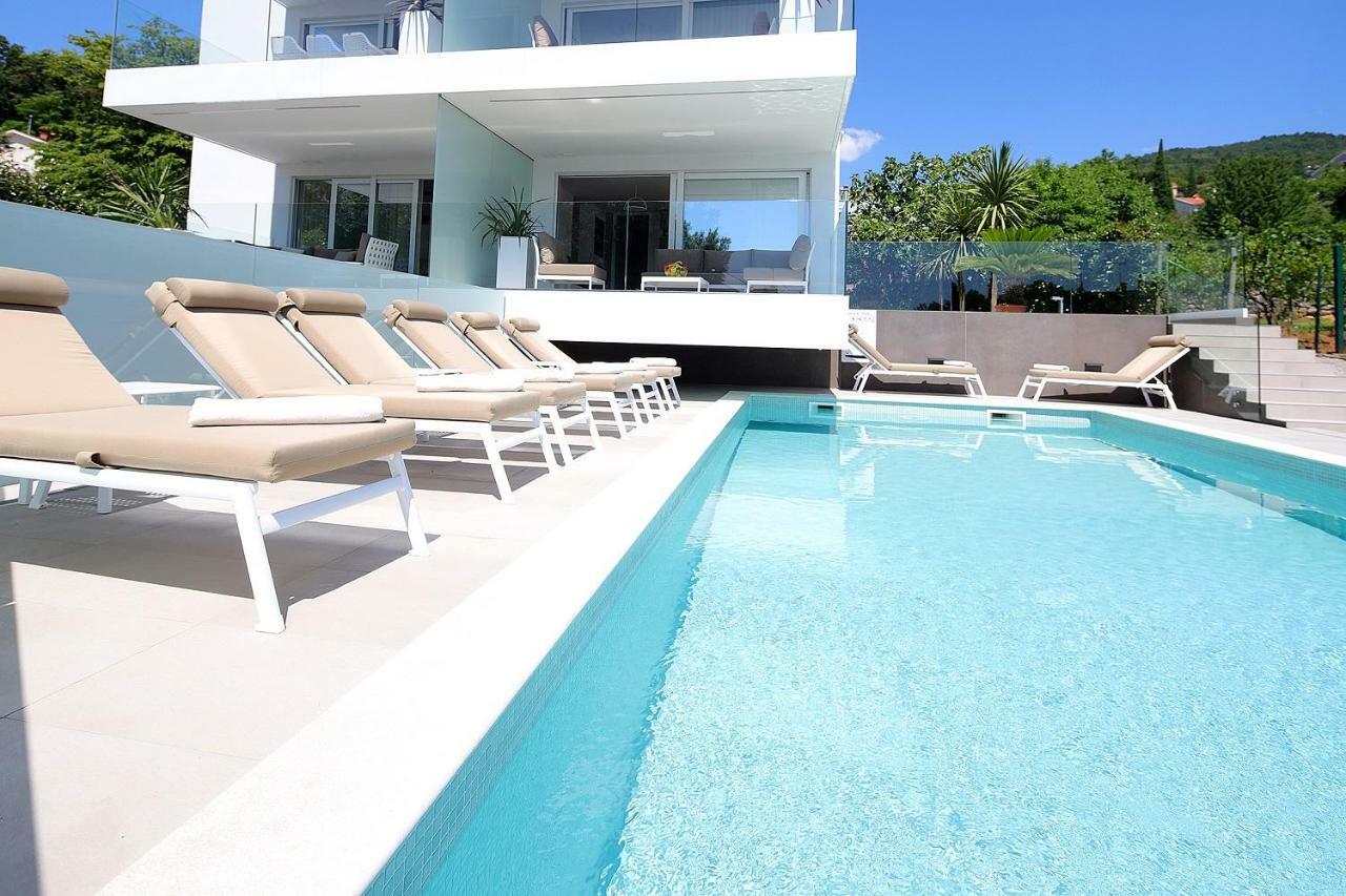 Stylish Apartment 100 M From The Beach Опатия Екстериор снимка