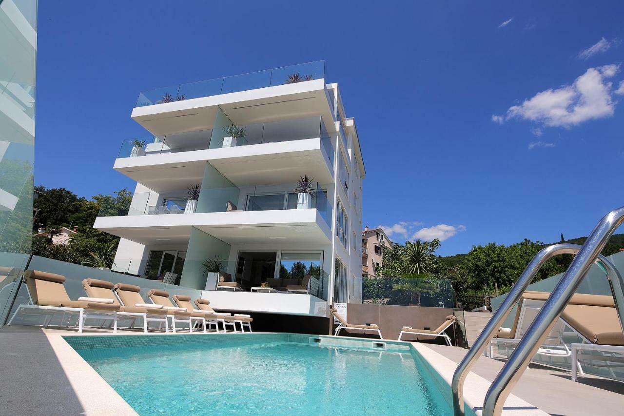 Stylish Apartment 100 M From The Beach Опатия Екстериор снимка