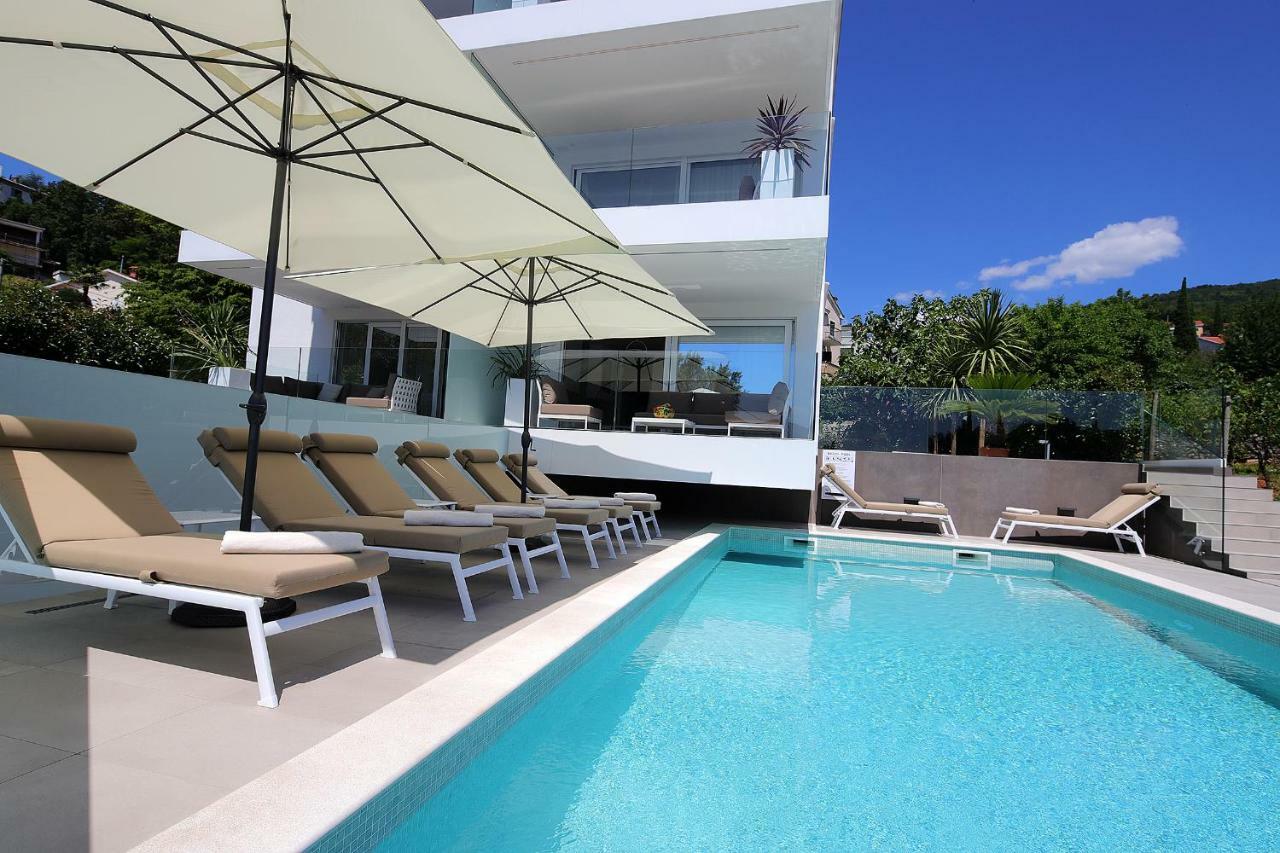 Stylish Apartment 100 M From The Beach Опатия Екстериор снимка